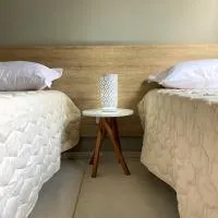 Dois quartos com varanda - super espaçoso, khách sạn ở Barra do Piraí