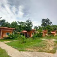Tungngoen Resort, hotel en Ban Som Poi
