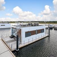 Stunning ship-boat in Grenaa with Sauna, WiFi and 2 Bedrooms