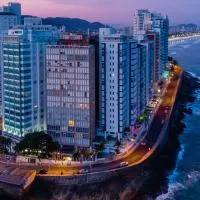Grand Hotel Guarujá - A sua Melhor Experiência Beira Mar na Praia!, hotel v destinaci Guarujá