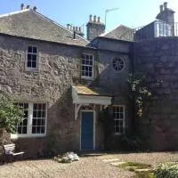 18th Century Manor with Sauna, hotel di Cookney
