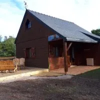chalet sous les pins, hotel in Erquy