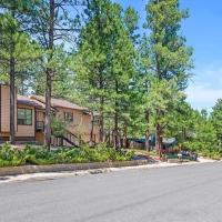 Kathys Cabin, King Bed, Hot Tub, Near-NAU & Downtown attractions, Perfect Year-Round Mountain Getaway, hotel cerca de Aeropuerto de Flagstaff Pulliam - FLG, Flagstaff