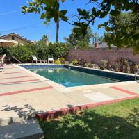 Vacation Rental w Pool &Garden 6 Guests near CSUN, hotel poblíž Van Nuys - VNY, North Hills