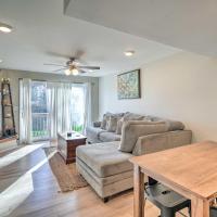 Lovely Iowa City Townhome about 3 Mi to Dtwn!