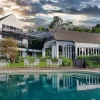 Leuweung Geledegan Ecoldge, hotel em Kiarapayung 2
