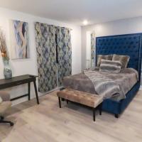 Renae K Homes- Modern 2 Bed Uptown Dallas