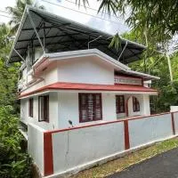 3 bedroom country home with a lush full backyard, hotel a Trichūr