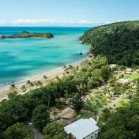 Cape Hillsborough Nature Tourist Park, хотел в Seaforth