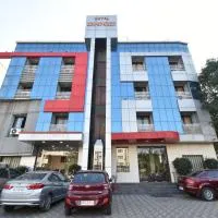 Hotel Sai Sparsh-150 meters from Saibaba temple, hotel Sirdiben
