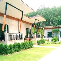 Serene Lanta Resort, hotel en Koh Lanta