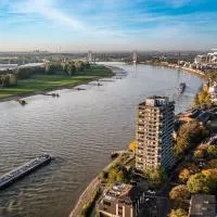 Hotel Rheingarten، فندق في دويسبورغ