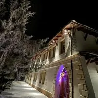 HOTEL GALERIA PEZINSKA BABA, hotel v destinaci Pezinok