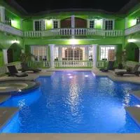 PESHERES INN & SPA, hotel a Bon Accord
