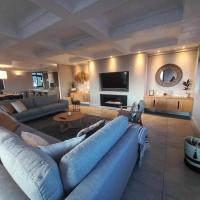The Waterfront Penthouse, hotel in Hermanus City-Centre, Hermanus