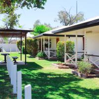 Warrego Hotel Motel Cunnamulla, hôtel à Cunnamulla près de : Aéroport de Cunnamulla - CMA