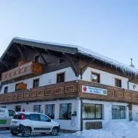 Nassfeld Frühstückspension Wulfenia da Livio,帕蘇普拉莫羅的飯店