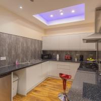 New 3-Bedroom Apartment Close to City Centre