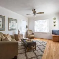 Wine Country Bungalow, hotel em Atascadero