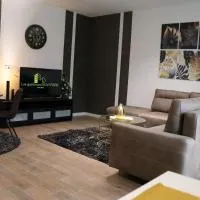 Lux Apartmani Novi Park, отель в городе Врдник