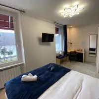 Hôtel La bonne hôtesse, hotel u gradu Šambon sir Lak