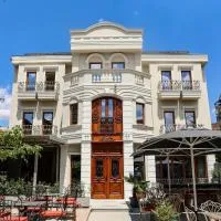 Vila Borgjeze, Hotel in Korçë