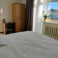 The Lake Townhouse, hotel v destinaci Cholpon-Ata
