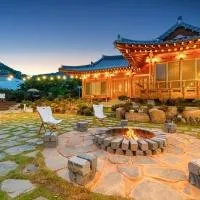 Ellon Hanok Pension, hotel u gradu Yeosu