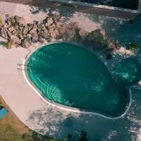Bougainvillea Retreat & Spa, hotel u gradu 'Kāhārpāra'