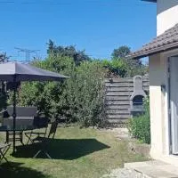 Le Fry Holiday Gite, отель в городе Lithaire
