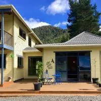Off the Beaten Track B&B, hotel a Canvastown