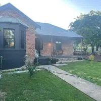 Riders’ Rest Nundle، فندق في Nundle