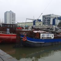 Boat-Apartment Rotterdam Fokkelina: bir Rotterdam, Kop van Zuid oteli