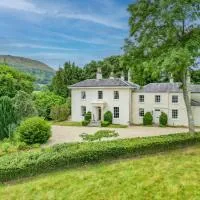 Pantybeiliau House Bed & Breakfast, hotel Gilwernben