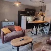 Le Refuge du Bugey, готель у місті Saint-Sorlin-en-Bugey