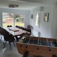 Appartement 150m2 - 5mn du téléphérique de l'Olympe - domaine des 3 vallées, hotel v destinaci Brides-les-Bains