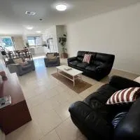 Downtown Narrabri Apartment, hotell i Narrabri