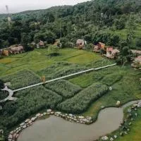บ้านนาก๋างโต้ง Baan Na Kang Tong โรงแรมในBan Kot