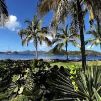 Bungalow Sucrier, les pieds dans l'eau, hotel a Terre-de-Haut
