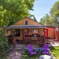 Lava Hot Springs में, होटल Lava Hideout Cabins