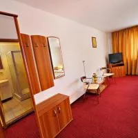 Motel Confort, hotel di Floreşti