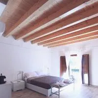 Bull House, hotel en SantʼAgata Bolognese