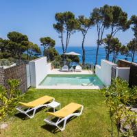 Frontline Sea Villa with Private Pool in Calella - PROA, hotel a Calella de Palafrugell