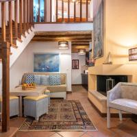 The Varos Residences Hotel，位于瓦若斯利姆诺斯岛国际机场 - LXS附近的酒店