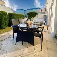 3 Zimmer Apartment in S-Bahn Nähe, 76 qm, max 5 Pers, 30qm Dachterasse, Garage, Internet 1000 MBit, hotel en Gärtringen