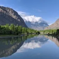 The VILLAGE RESORT ASHUNA, hotel em Kargil