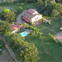 Tenuta Poggio alla Farnia, hotel Faugliában