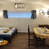 CASA CHIOMEI close M1, hotel en Újbarok