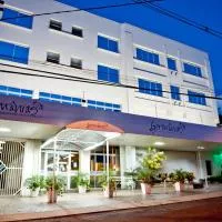 Germanias Blumen Hotel, khách sạn ở Passo Fundo