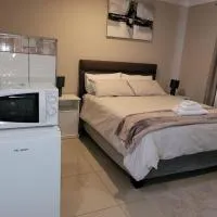 Makobaneng Guesthouse, hotel v destinaci Ga-Raphokola